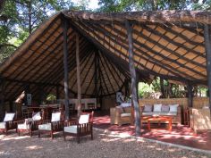 Luambe Camp - Restaurant