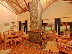 Musangano Lodge - Lounge in einem der Häuser