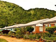 Musangano Lodge - Besuch eines Waisenhauses