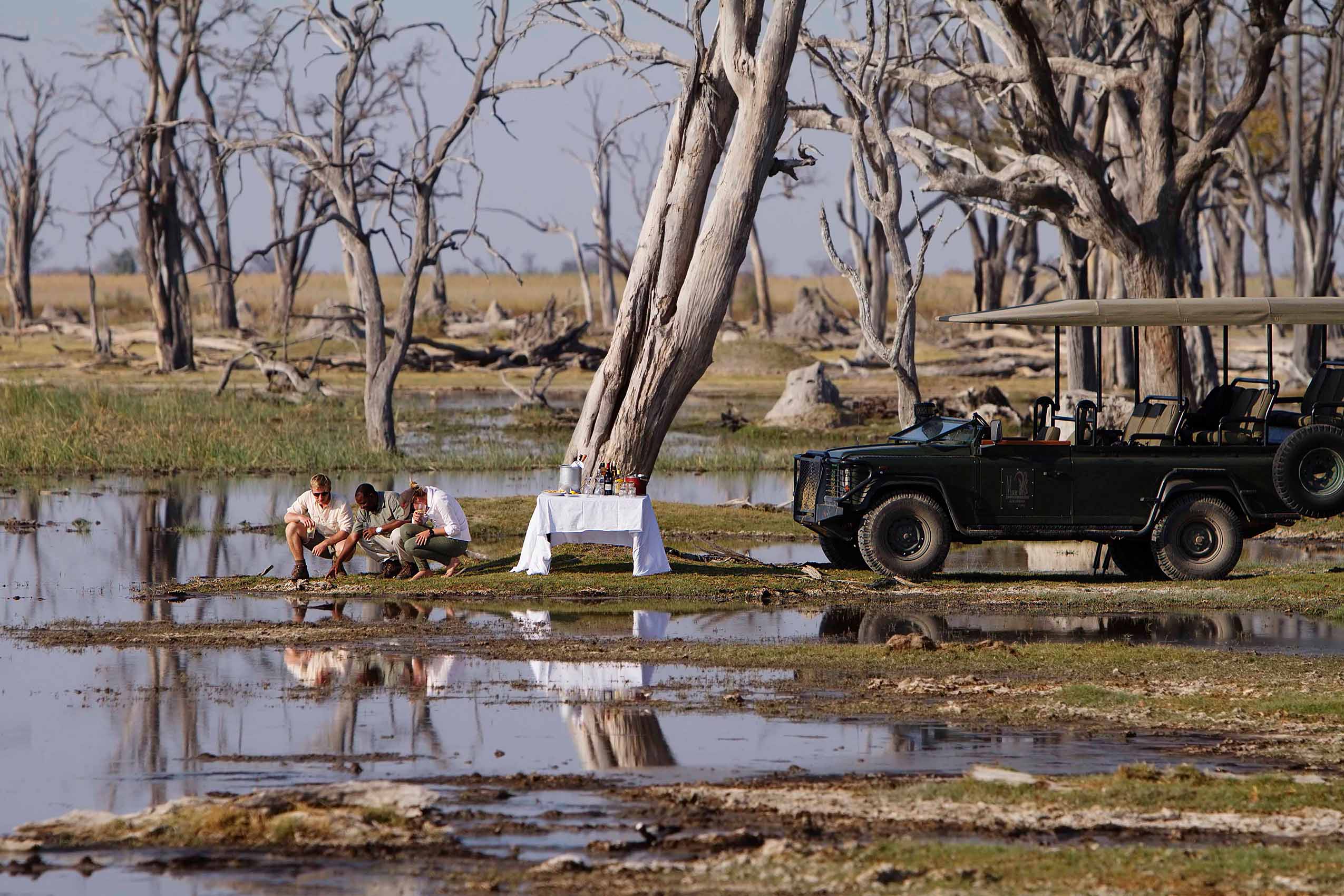 Camp Xakanaxa, Sundowner