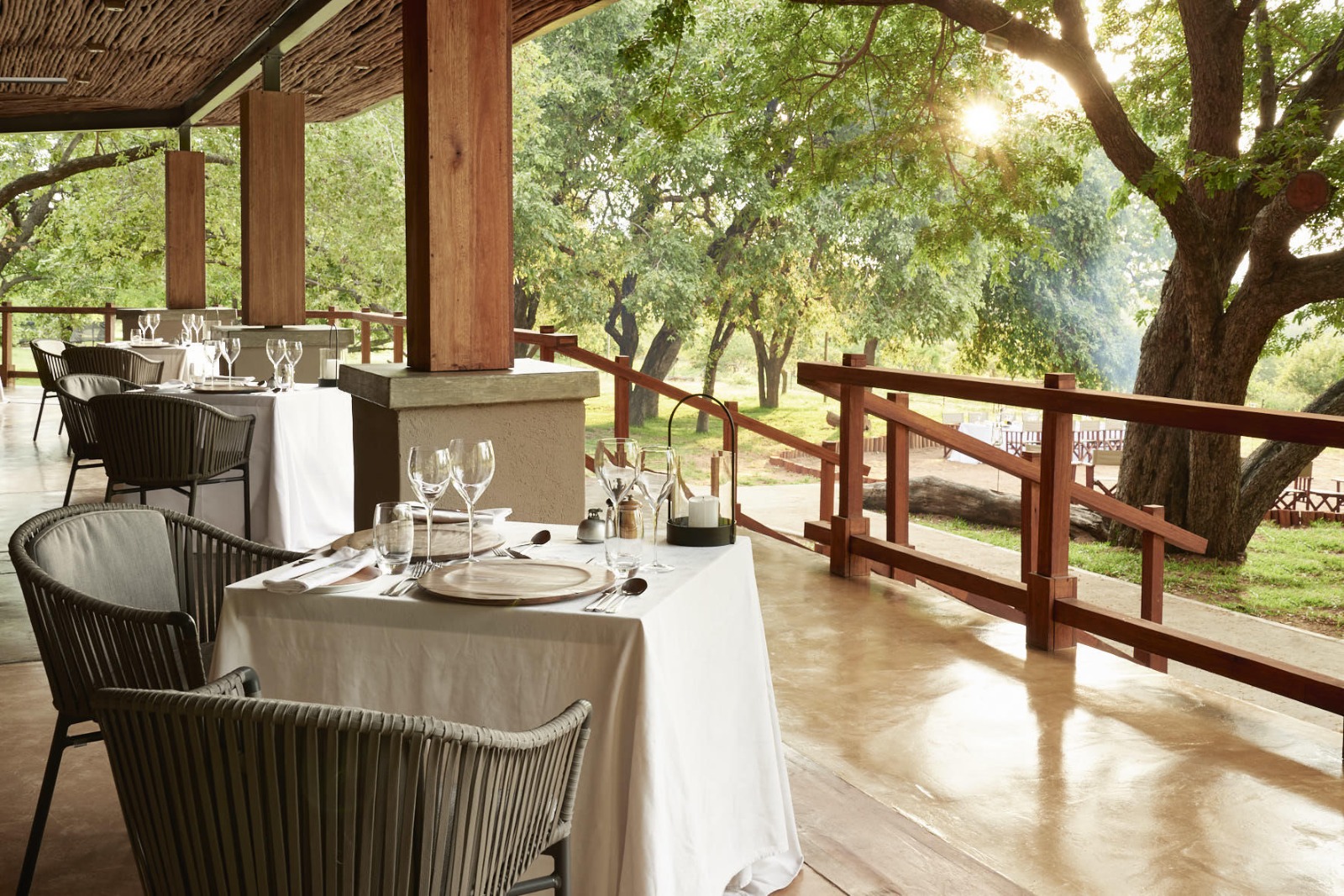 Chobe Chilwero - Restaurant beim Haupthaus
