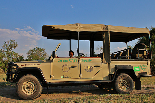 Chobe Game Lodge - Pirschfahrt mit Elektro-Fahrzeug