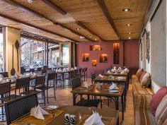 Chobe Marina Lodge - Restaurant Chobe Marina Lodge - Restaurant