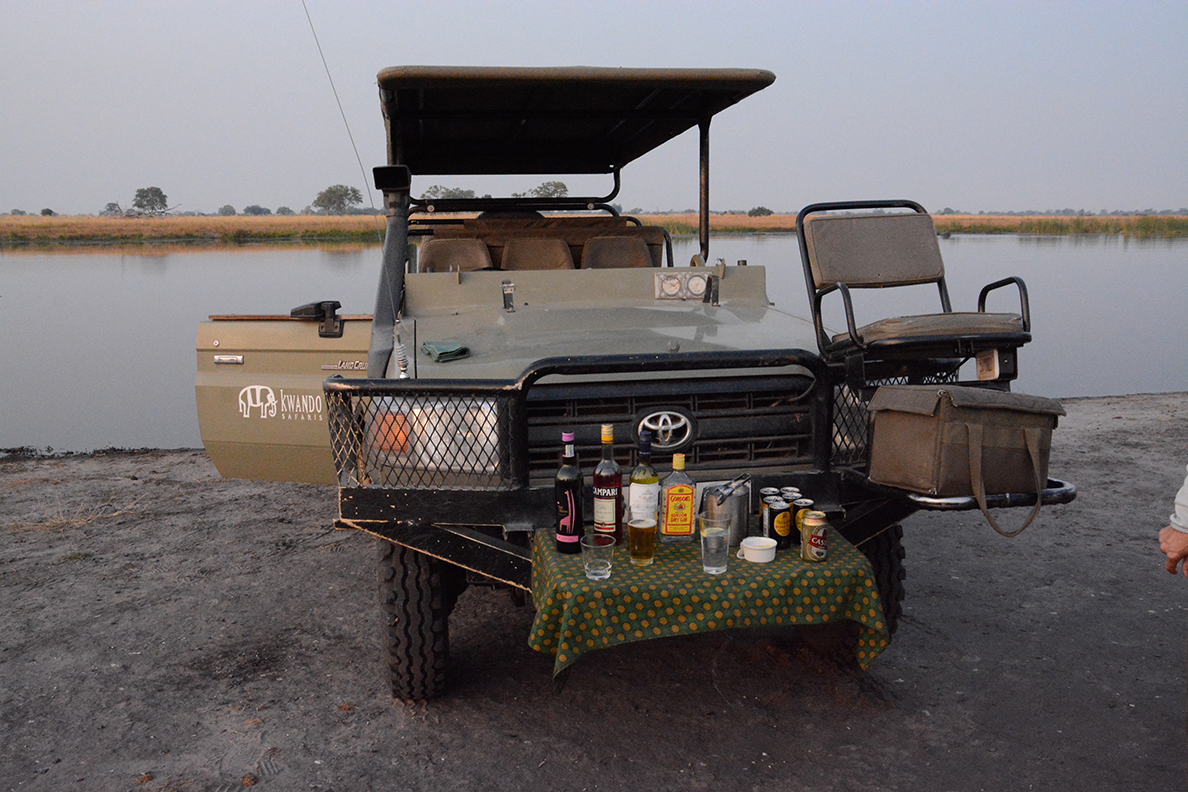 Kwando Lagoon Camp