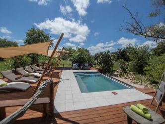 Nokanyana - Hauptbereich mit Pool Nokanyana - Hauptbereich mit Pool