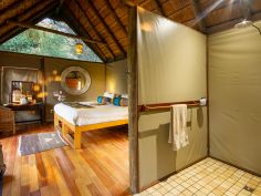 Nxamaseri Island Lodge - Zimmer