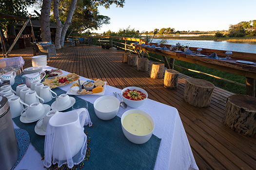 Brunch im Pelo Camp