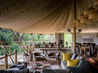 Stanley''s Camp - Bar und Lounge Stanley''s Camp - Bar und Lounge