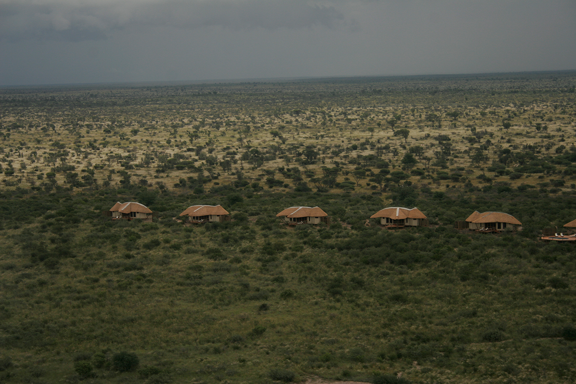 Tau Pan Camp