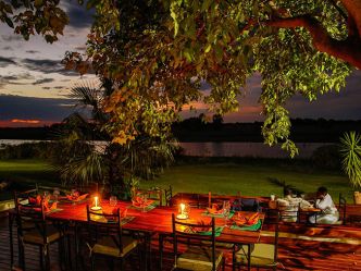 Thamalakane River Lodge - Dinner Thamalakane River Lodge - Dinner