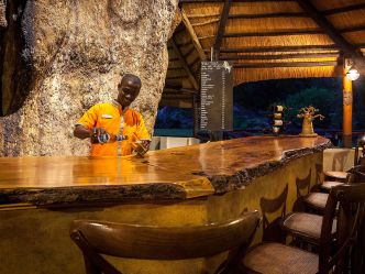 Tuli Safari Lodge Mashatu - Bar Tuli Safari Lodge Mashatu - Bar