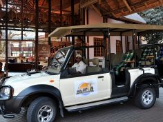 Cresta Mowana - 4x4 Fahrzeug für Pirschfahrten im Chobe National Park