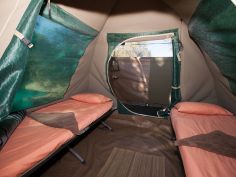 Botswana Express - Zelt mit Campingbetten und en-Suite Dusche/WC im hinteren Teil
