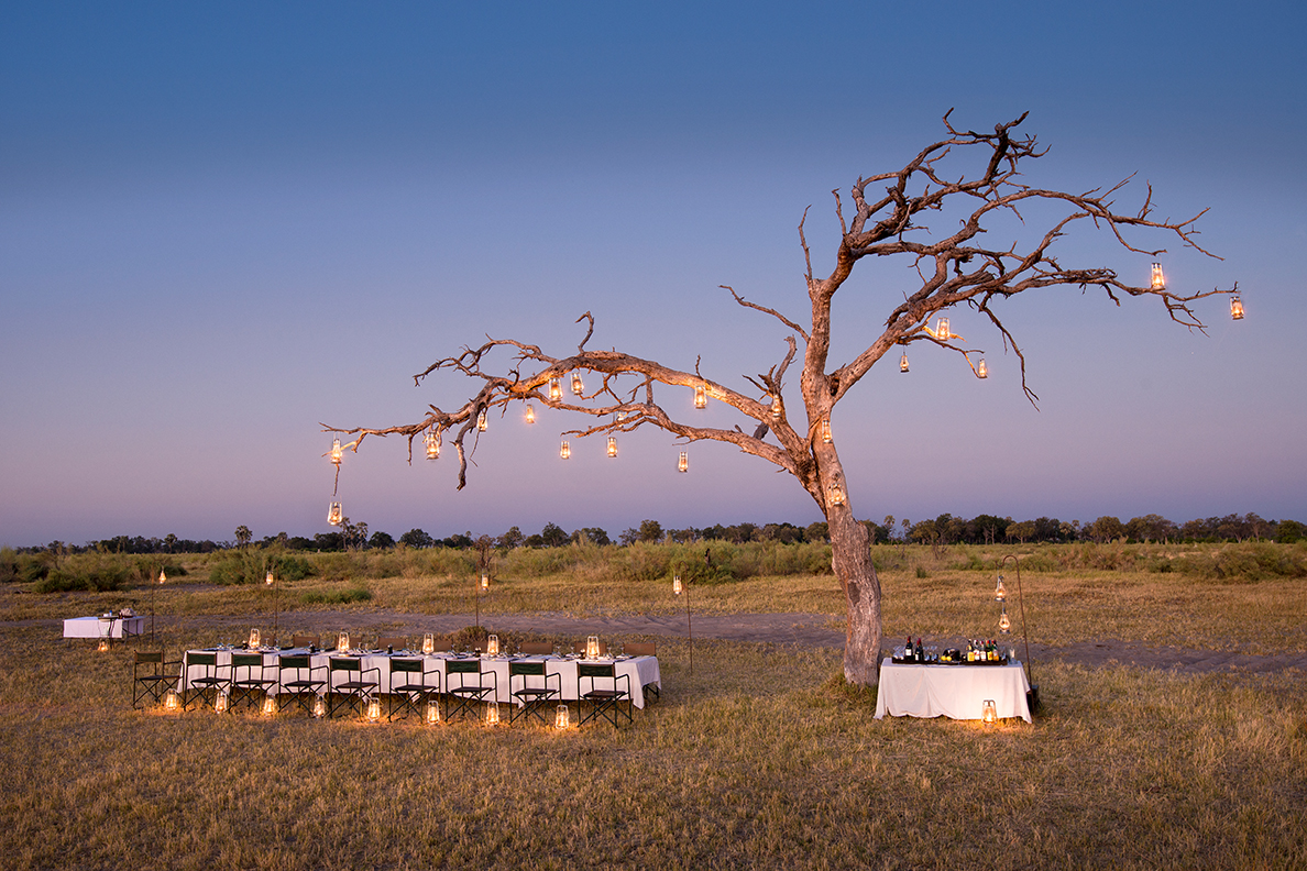 Nxabega-Bush-Dinner2.jpg