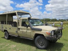 Wild Parks of Botswana - Fahrzeug für die Tage im Okavango Delta und Moremi Game Reserve