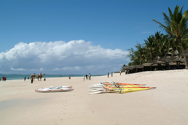 Southern Palms Beach Resort, Strand