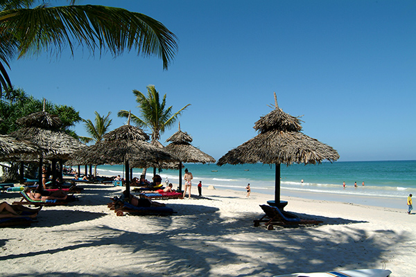 Southern Palms Beach Resort, Strand