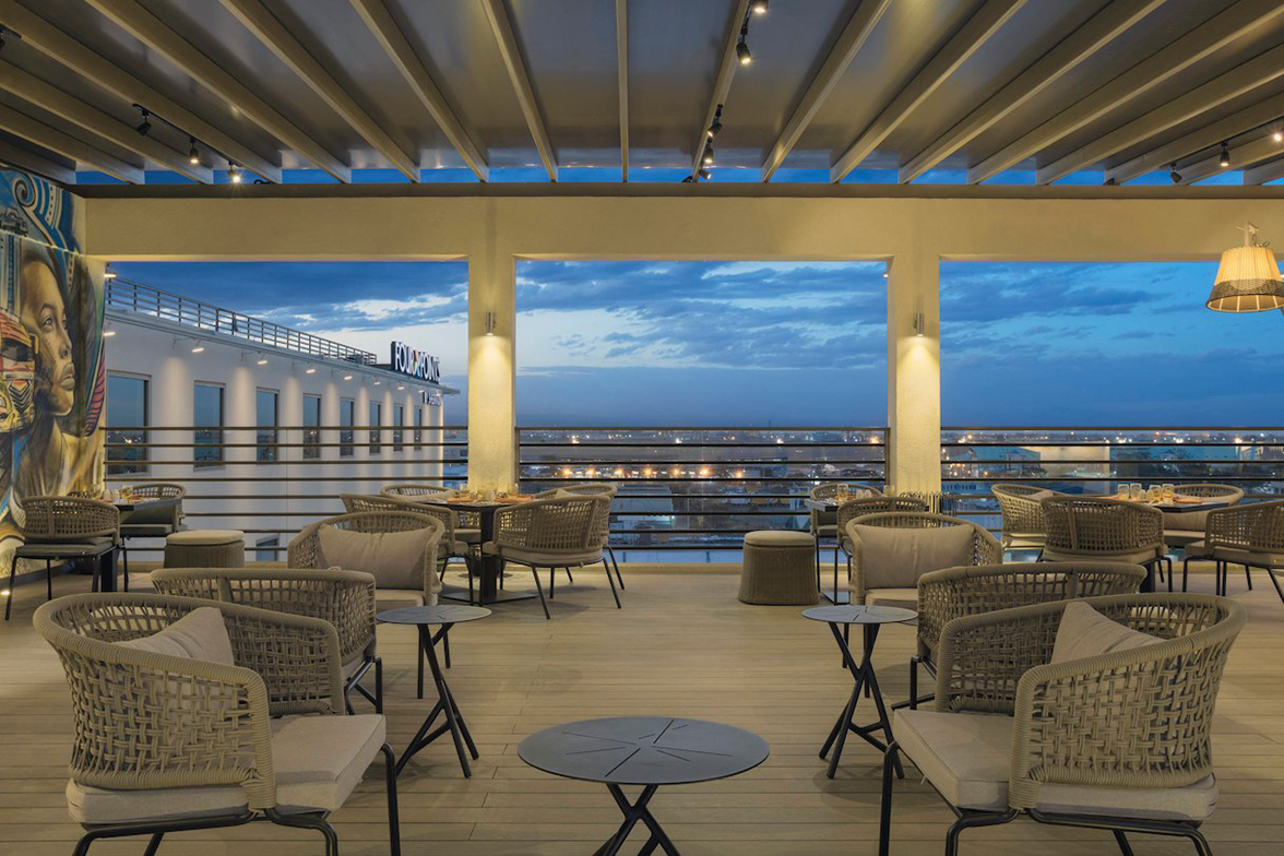 Four Pionts by Sheraton Nairobi Airport Hotel - Rooftop Restaurant
