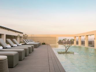 Four Pionts by Sheraton Nairobi Airport Hotel - Rooftop Pool Four Pionts by Sheraton Nairobi Airport Hotel - Rooftop Pool