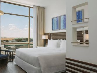 Four Pionts by Sheraton Nairobi Airport Hotel - Standard Zimmer Four Pionts by Sheraton Nairobi Airport Hotel - Standard Zimmer
