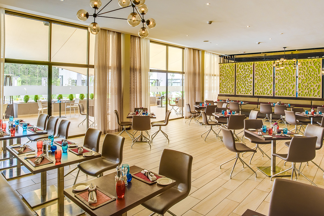 Tamarind Tree Hotel, Nairobi - Restaurant
