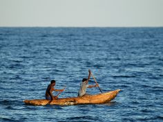 Fischer im Malawisee bei Chinteche