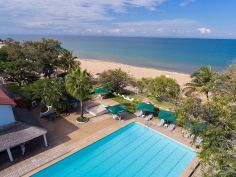 Malawi Highlights - Livingstonia Beach Hotel