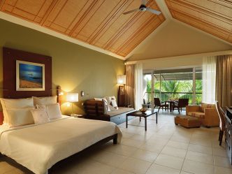 Beachcomber Victoria - Deluxe Room Beachcomber Victoria - Deluxe Room