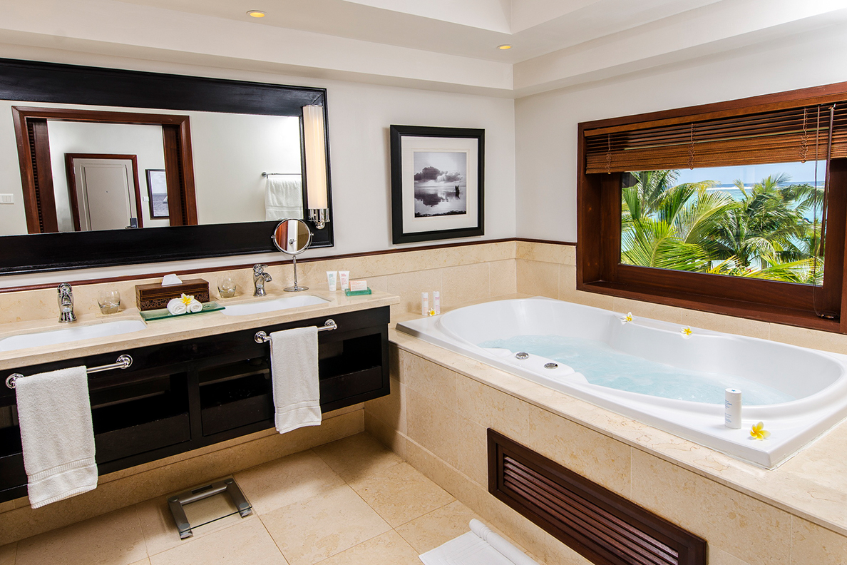 LUX* Le Morne Resort - Honeymoon Suite