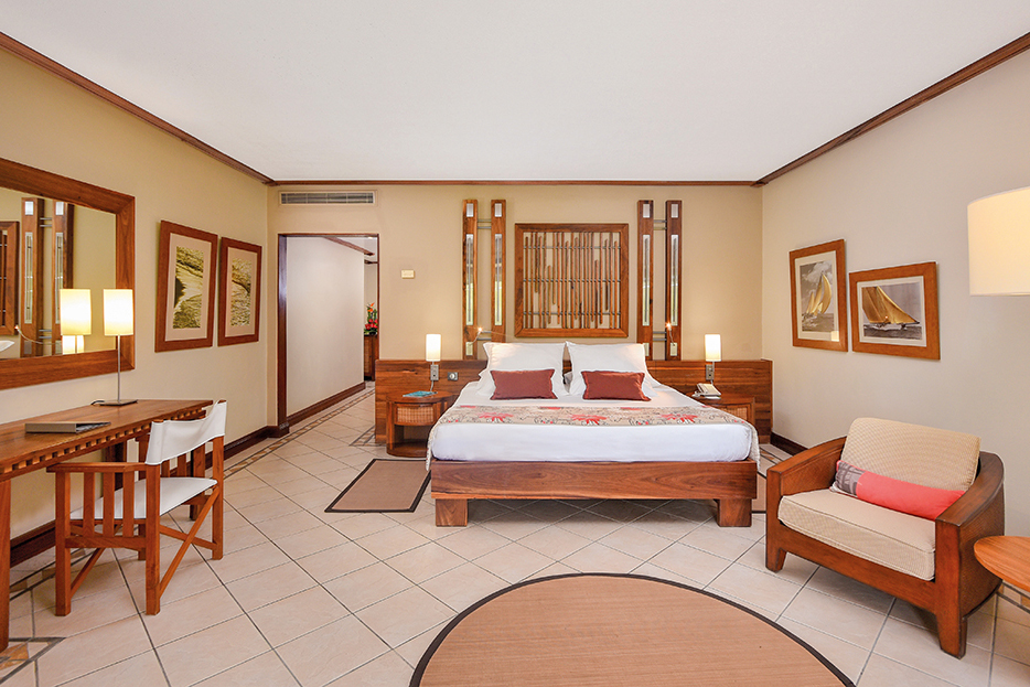 Paradis Beachcomber Golf Resort &amp; Spa - 2-Bedroom Tropical Family Suite