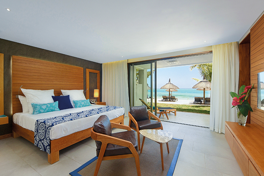 Paradis Beachcomber Golf Resort &amp; Spa - Ocean Beachfront Suite