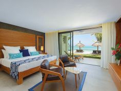 Paradis Beachcomber Golf Resort & Spa - Ocean Beachfront Suite