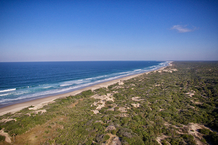 Travessia Beach Lodge - Kilometer langer Sandstrand