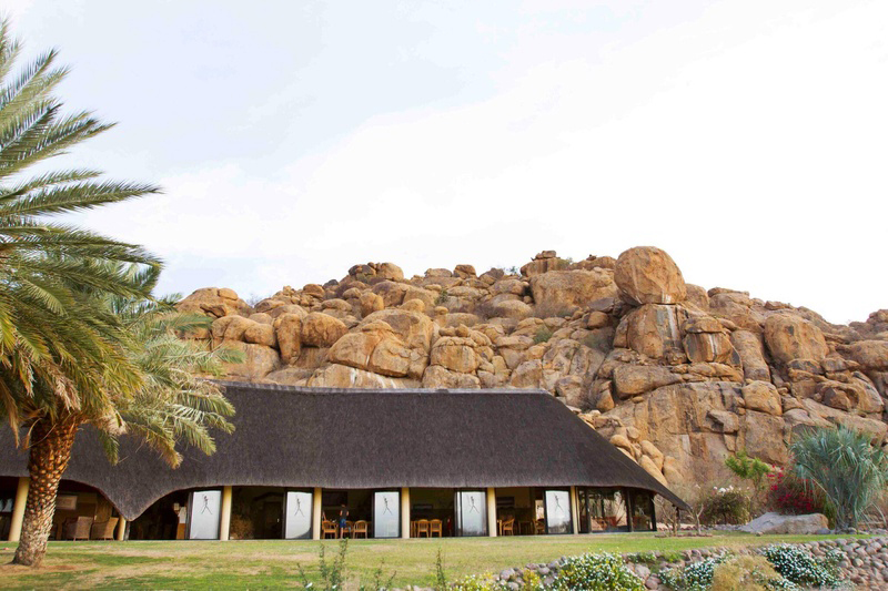 Ai Aiba Rock Painting Lodge 