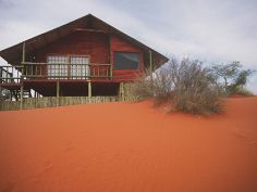 Bagatelle Kalahari Game Ranch, Dune Chalet