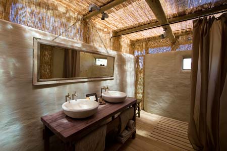 Damaraland Wilderness Camp, Bad