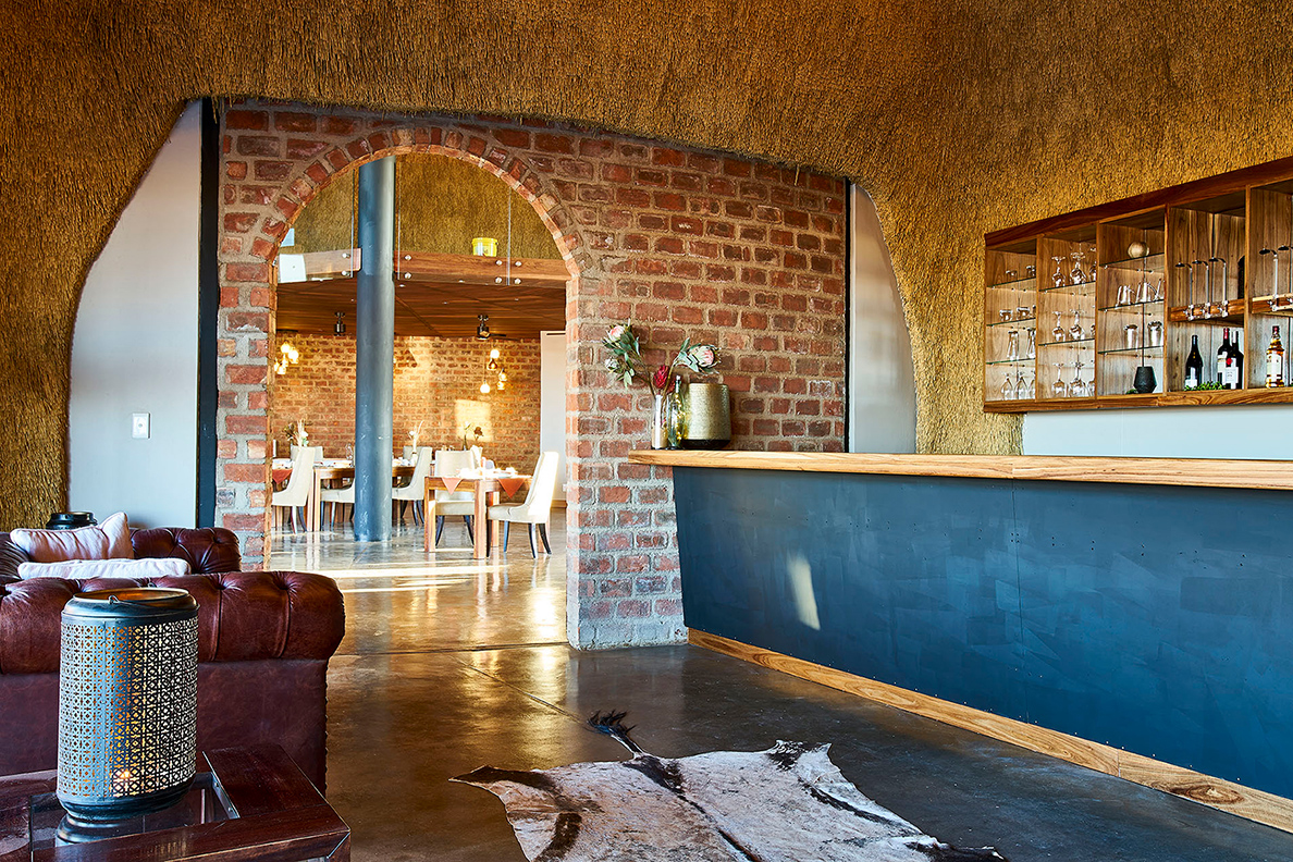 Desert Hills Lodge - Bar