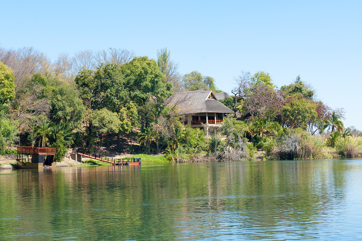 Divava Okavango Lodge