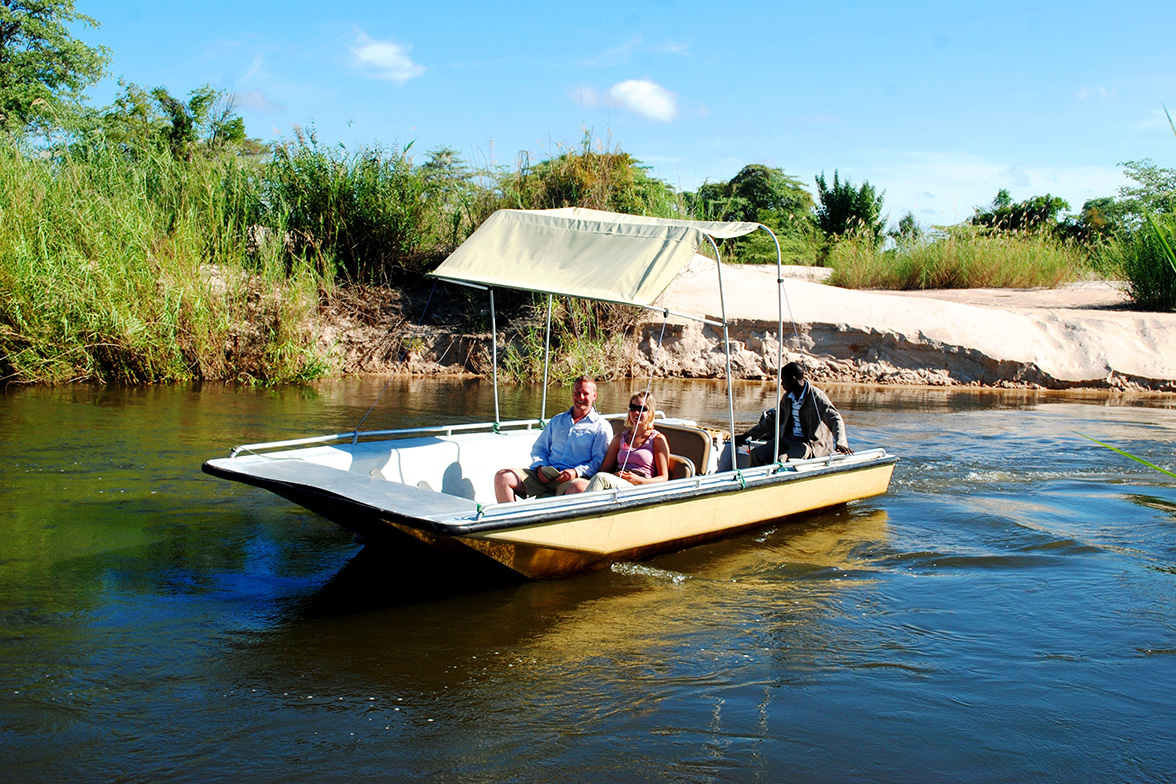 Divava Okavango Lodge - Bootsausflug auf dem Okavango