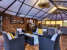 Etendeka - Haupthaus Lounge