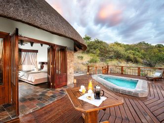Etosha Mountain Lodge - Familienzimmer mit Plunge Pool Etosha Mountain Lodge - Familienzimmer mit Plunge Pool