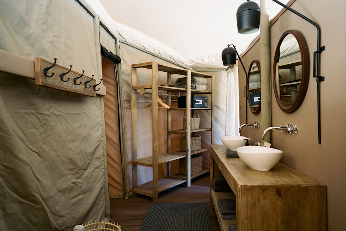 Hoanib Valley Camp
