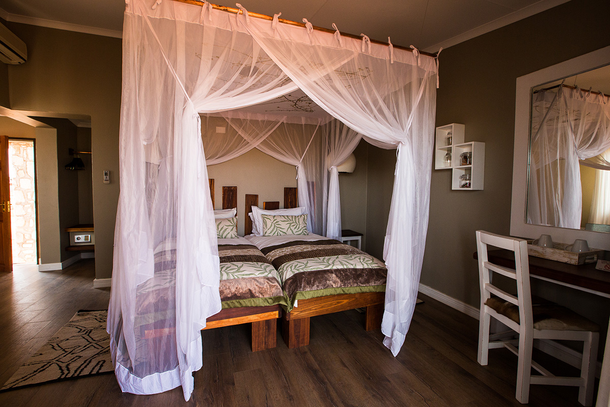 Kalahari Anib Lodge - Comfort Bungalow