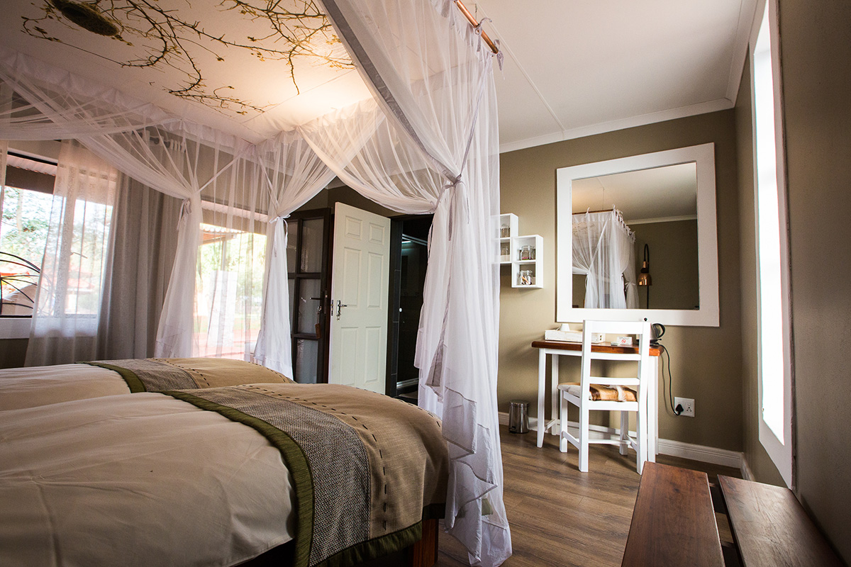 Kalahari Anib Lodge - Standard Bungalow