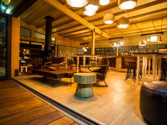Kalahari Anib Lodge - Bar Kalahari Anib Lodge - Bar