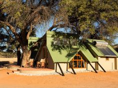 Kalahari Game Lodge, Chalet