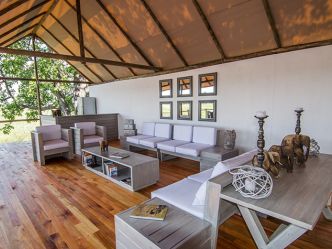 Kazile Island Lodge - Lounge Kazile Island Lodge - Lounge