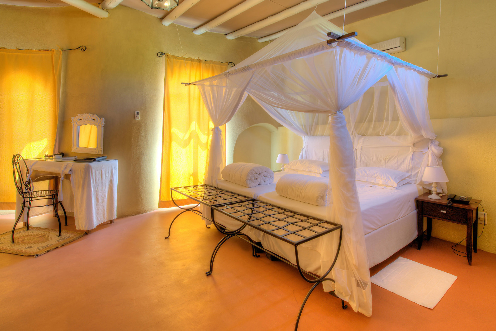 Le Mirage Resort &amp; Spa - Camelthorn Zimmer