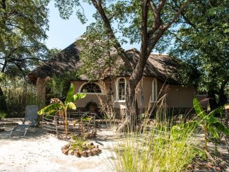 Mobola Island Lodge - Bungalow Mobola Island Lodge - Bungalow