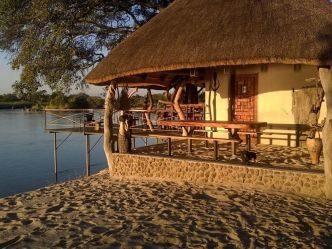 Mobola Island Lodge - Bar Mobola Island Lodge - Bar